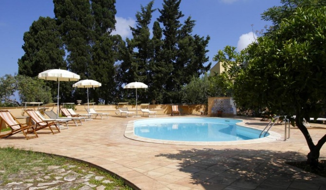 Studio with shared pool furnished terrace and wifi at Paceco 3 km away from the beach