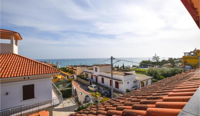 Beautiful home in Avola with WiFi and 2 Bedrooms