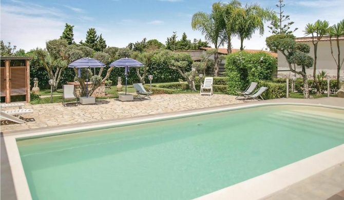 Awesome home in Partinico with WiFi, Outdoor swimming pool and 5 Bedrooms