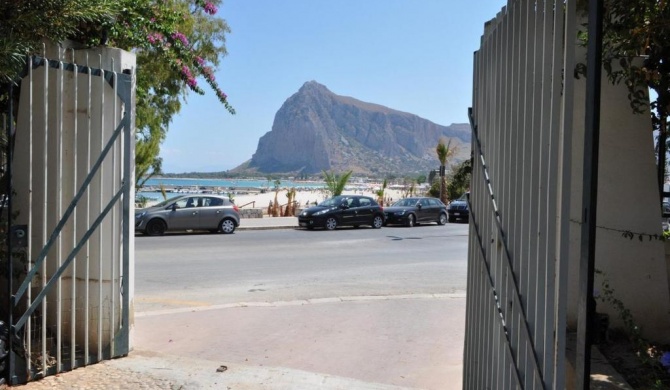 Villa Faro a pochi passi dalla spiaggia