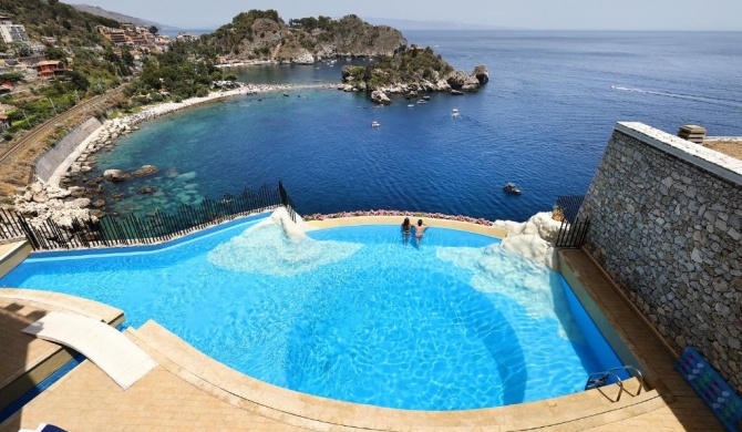 Taormina Apartment Sleeps 8 Pool Air Con WiFi