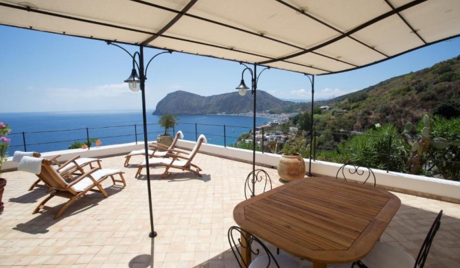 2 bedrooms house at Lipari 300 m away from the beach with sea view furnished terrace and wifi